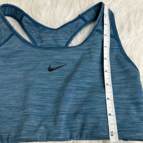 Nike Women’s Training Swoosh Sports Bra Size Medium - Picture 8 of 9